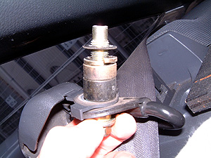 ���t����3